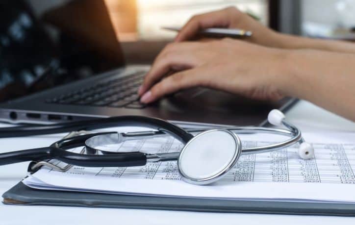 Why Your Healthcare Facility Needs Windows 10 ASAP