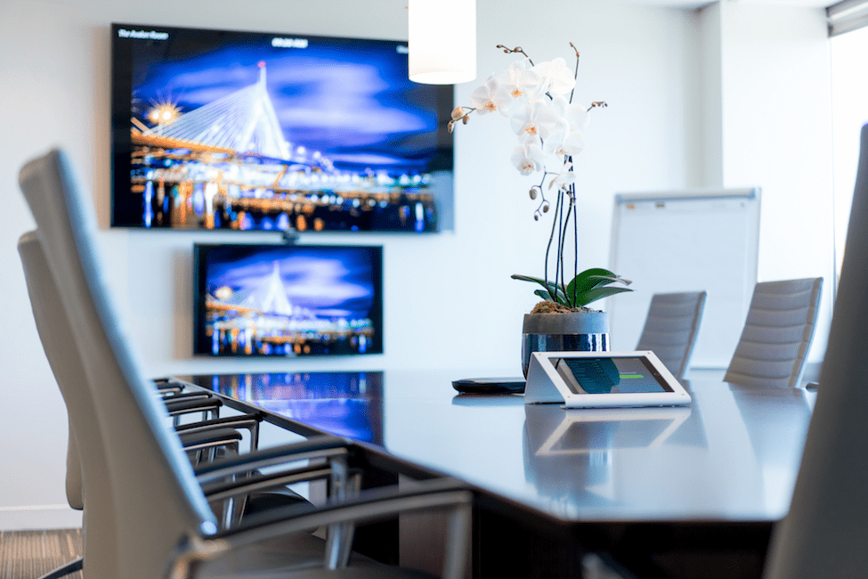 Best Layouts For Your Conference Rooms - Shure USA
