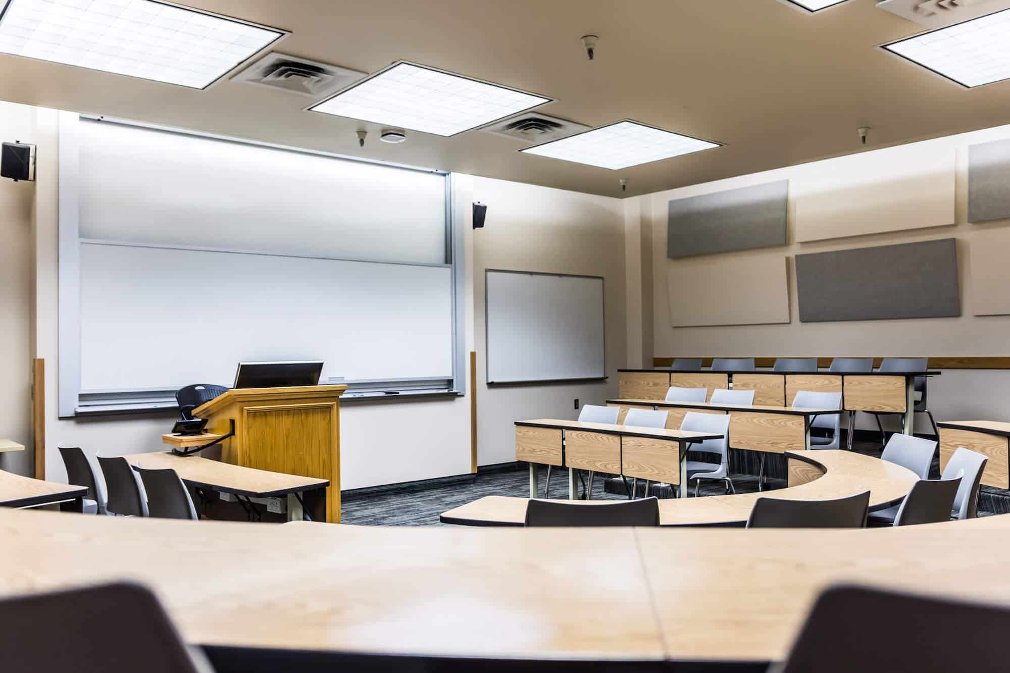 College Classroom Design Tips for 2024