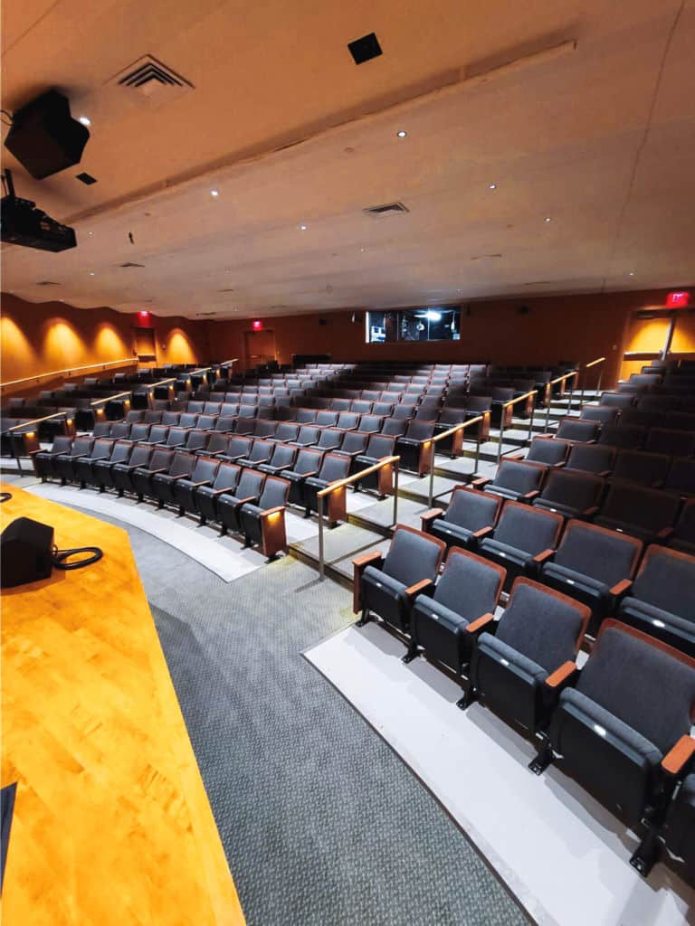 auditorium av